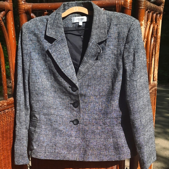 Jones Studio Jackets & Blazers - 🍀3/15 Jones Studio Woman's Suit Jacket